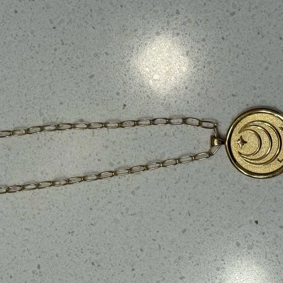 Jane win love necklace Gold Pendant Necklace - Picture 2 of 2